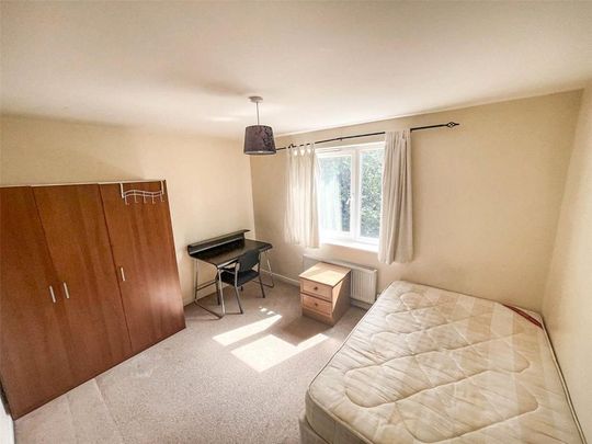 4 bedroom house to rent - Photo 1