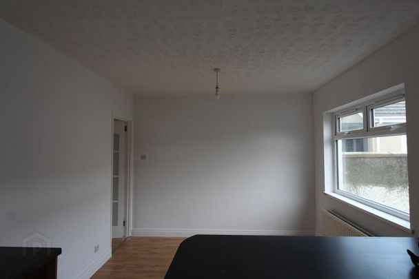 16 Fanad Walk, Larne, BT40 2JN - Photo 1