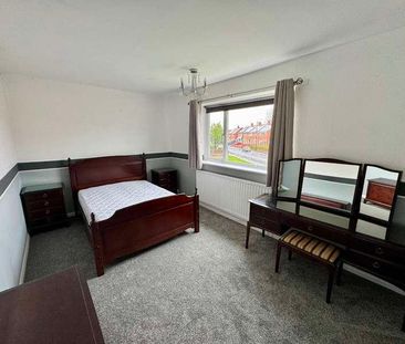 Hampshire Gardens, Wallsend, NE28 - Photo 6