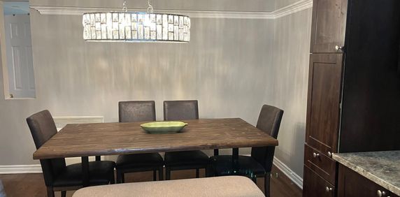 Superbe Chambre à Louer Dans Un 5 1/2 - Photo 2