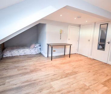 Apartment to rent in Westgate Road, Newcastle City Centre, NE4 - Photo 1