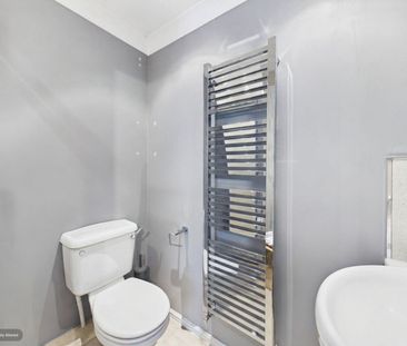 2 Bedroom - Photo 6