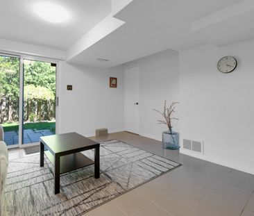 For Lease - 431 Carruthers Avenue Unit# Bsmt, Newmarket, Ontario - Photo 6