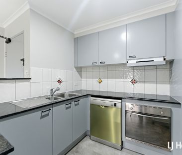 41/13 Chandler Street, Belconnen ACT - Photo 2