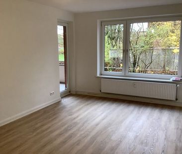 Jetzt zugreifen: renovierte 2,5 - Zimmer-Erdgeschoss- Wohnung mit B... - Photo 5