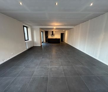 Ruim appartement in het centrum van SInt-Laureins - Photo 3