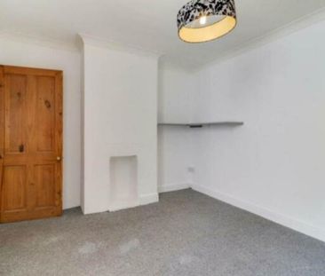 2 bedroom house to rent - Photo 1