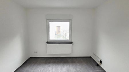 Renovierte 3-Zimmer-Wohnung im Dreifamilienhaus in gefragter Lage von Opladen - Photo 2