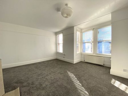 Cromwell Road, Canterbury - Photo 2