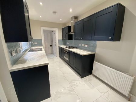 263 Ravenhill Avenue, Belfast, BT6 8LF - Photo 5