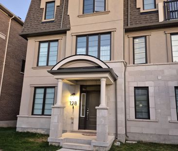 For Lease - 128 Marigold Gardens, Oakville, Ontario - Photo 2