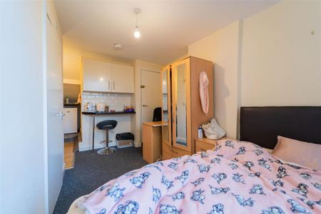 4 bedroom house to rent - Photo 4