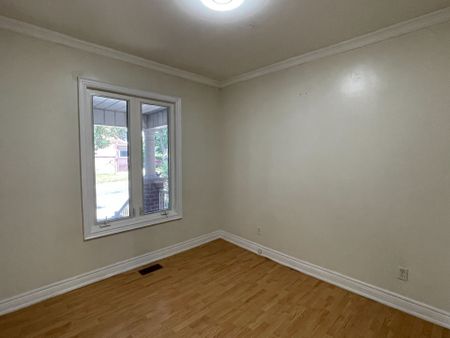 For Lease - 83 Hounslow Heath Road Unit# Main, Toronto, Ontario - Photo 3