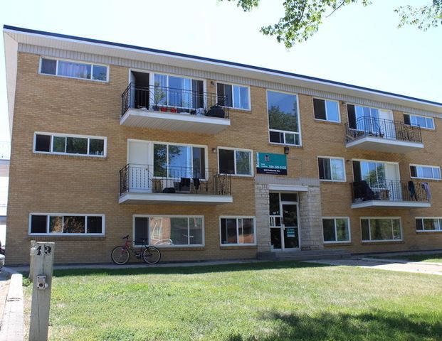 Par 3025 | 3025 Parliament Avenue, Regina - Photo 1