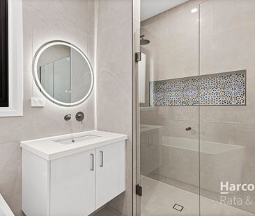 Spacious 4-Bedroom Home in Wollert - Photo 5