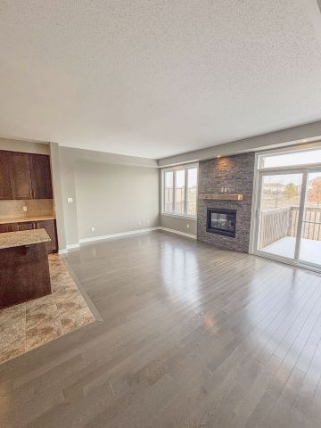For Lease - 1152 Northgraves Crescent, Kanata, Ontario - Photo 2