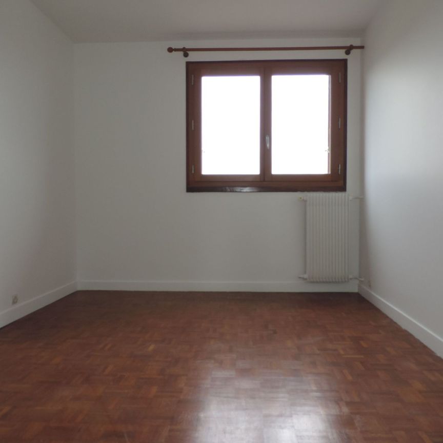 Location Appartement Rosny-sous-Bois (93110) Centre ville - Photo 1