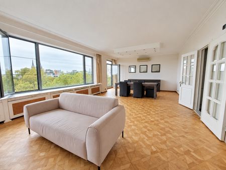 Appartement te huur in Antwerpen met 4 slaapkamers - foto 3