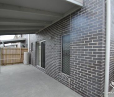 VERY NEW 3 BED TOWNHOUSE FOR RENT - Photo 1