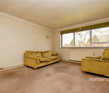 2 bedroom flat to rent - Photo 2
