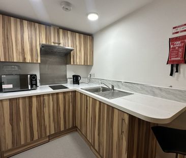 30 Kirkgate - Photo 1