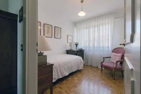Zu vermieten - Schönes möbliertes 4.5-Zimmer-Apartment mit Seeblick in La Tour-de-Peilz (VD) - Photo 4