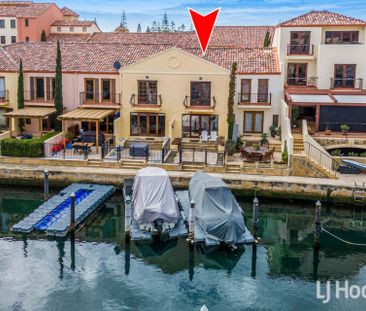 Two-Bedroom Villa in Gated Port Bouvard Island with a Boat Pen! - Photo 1