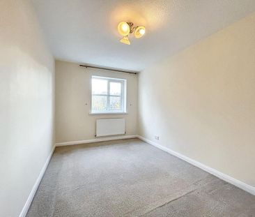 3 bedroom terraced house to rent - Photo 6