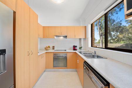 Marsfield - Photo 2