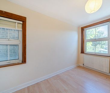 Amity Grove, London, SW20 - Photo 5