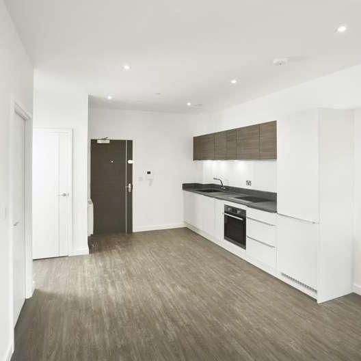 Bracknell, Berkshire, RG12 - Photo 1