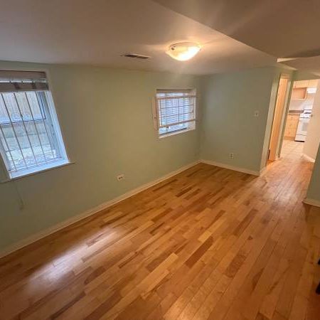 1 Bedroom and den Near VGH - Photo 4