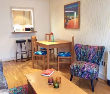 2 bedroom flat to rent - Photo 4