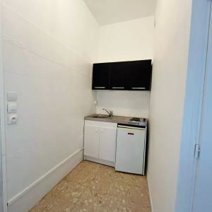 Appartement 1 pièce à louer à Saint-Quentin 02100. - Photo 2