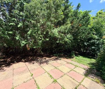 For Lease - 63 Paperbirch Crescent Street Unit# B, London North, On... - Photo 6