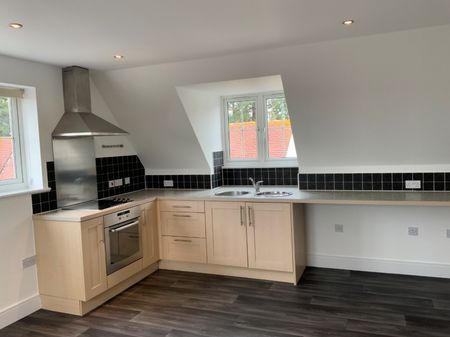 Pine Drive, Purdis Farm, Ipswich, IP3 8GE - Photo 5