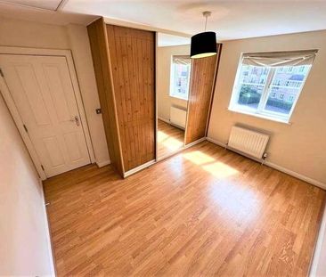 Henry Bird Court, Northampton, NN4 - Photo 2