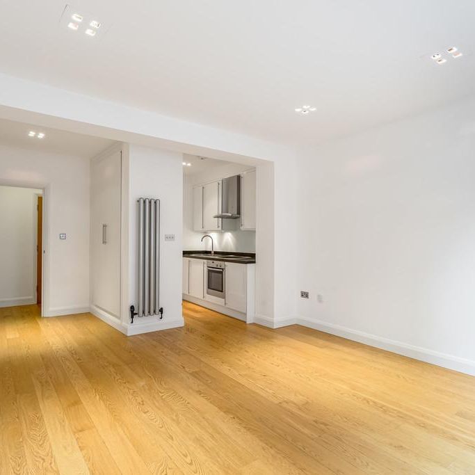 Studio to rent - Photo 1