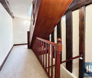 Westgate, Almondbury, Huddersfield, HD5 - Photo 2