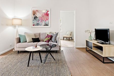 Rare Opportunity - Spacious Family Home! - Photo 3