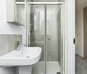 3 bedroom end of terrace house to rent - Photo 6