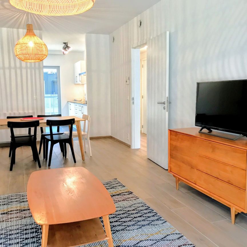 Flat - for rent - Photo 1