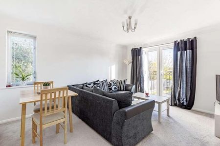 Tarn Howes Close, Thatcham, RG19 - Photo 5