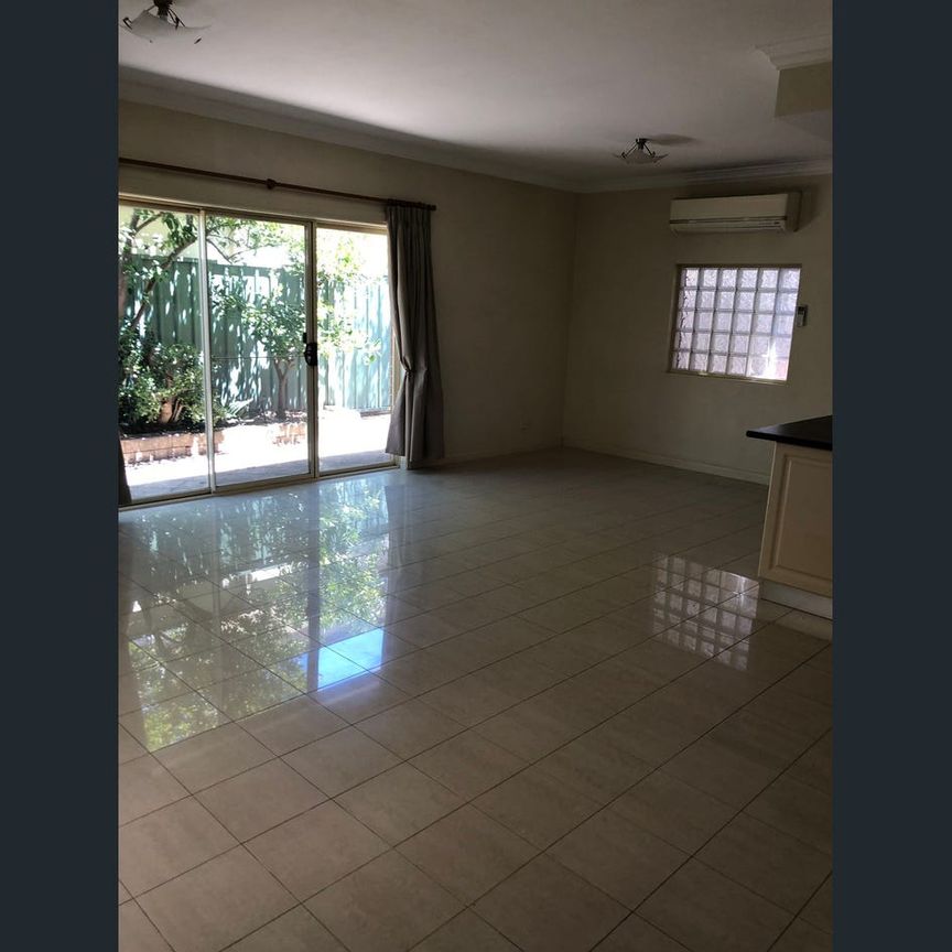 Gorgeous character home in quiet culdesac at Mawson Lakes - Photo 1