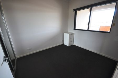 LOW MAINTENANCE - Upstairs 1x1 Modern Unit - Photo 3