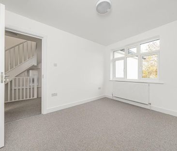 5 bedroom semi-detached house to rent - Photo 5