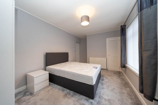 2 Bed Flat, Cairngorm Gardens, AB12 - Photo 1