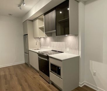 For Lease - 395 Dundas Street Unit# 331, Oakville, Ontario - Photo 4