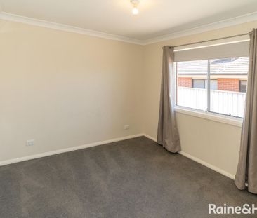 1/24 Dove Street, Mount Austin, NSW 2650 - Photo 6