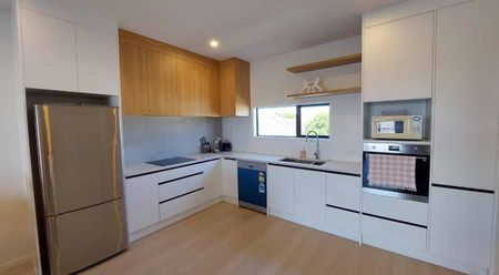 Townhouse at Northcote - Photo 2